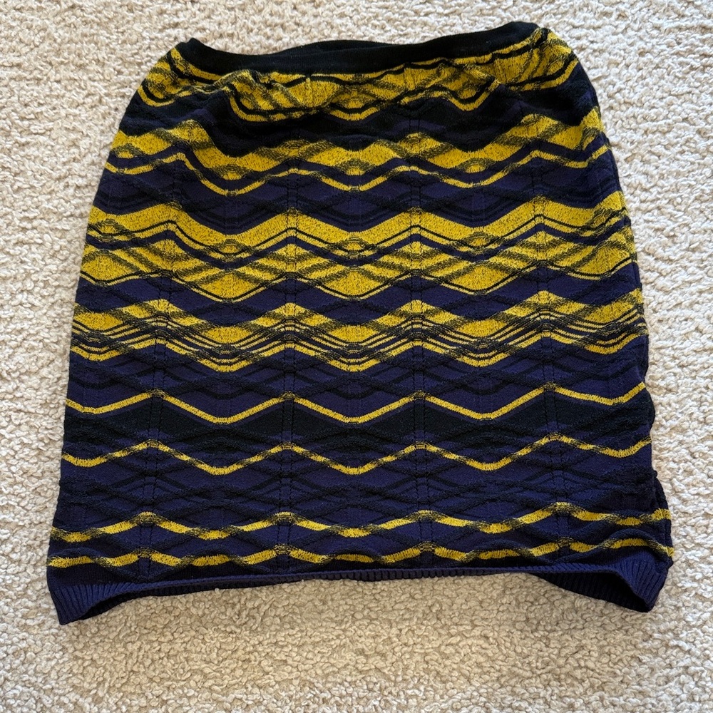 Missoni Geometric Pattern Knit Mini Skirt in Navy and Gold